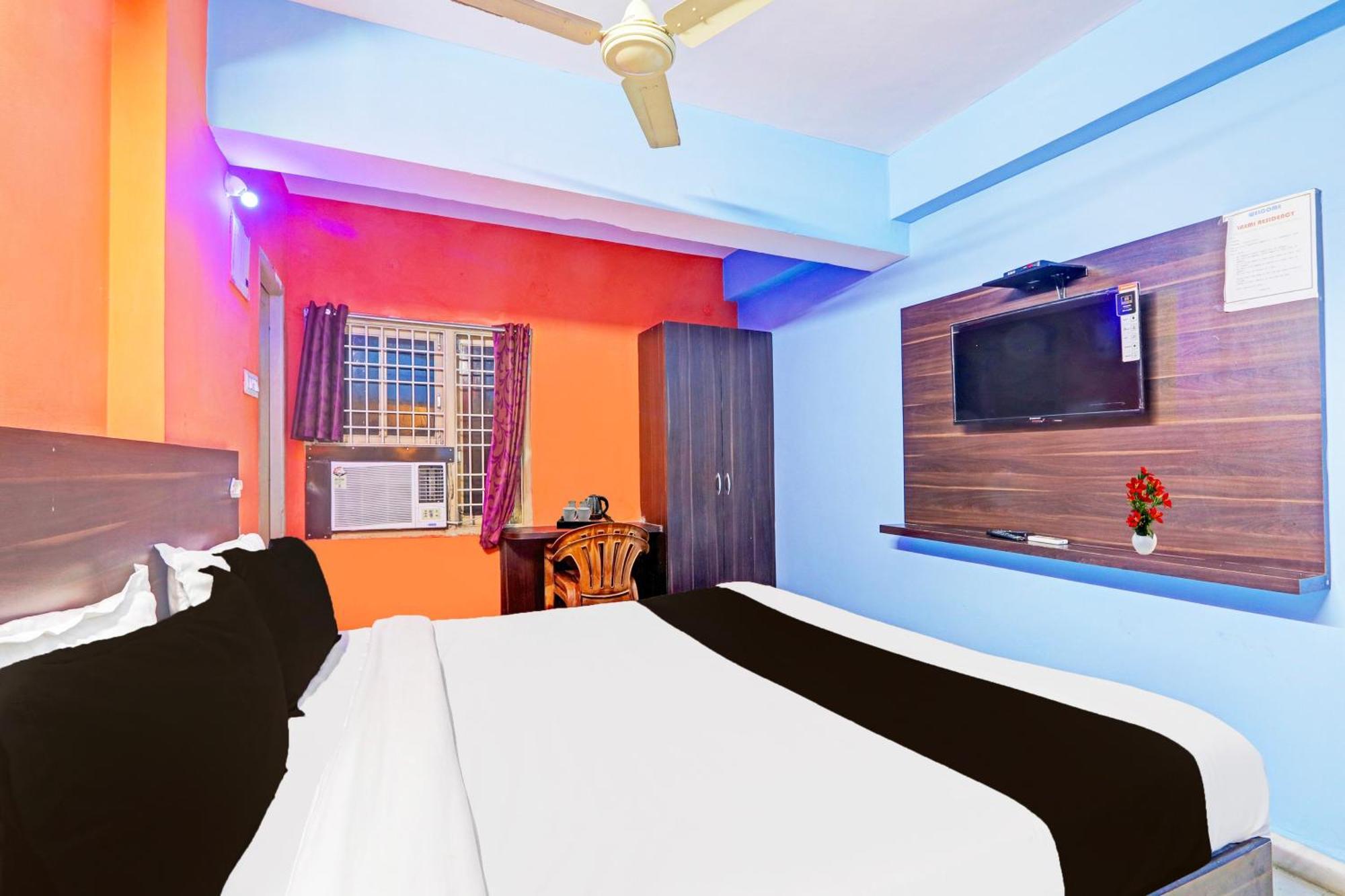 Super Hotel O Karimnagar Esterno foto